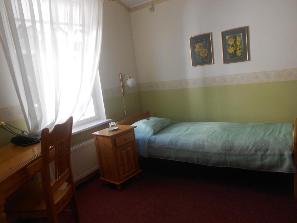 Poska Villa Guesthouse Таллінн Номер фото